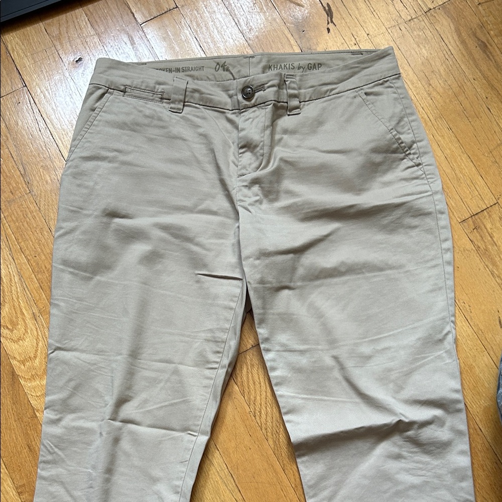 GAP women’s Broken In Straight Leg Chinos